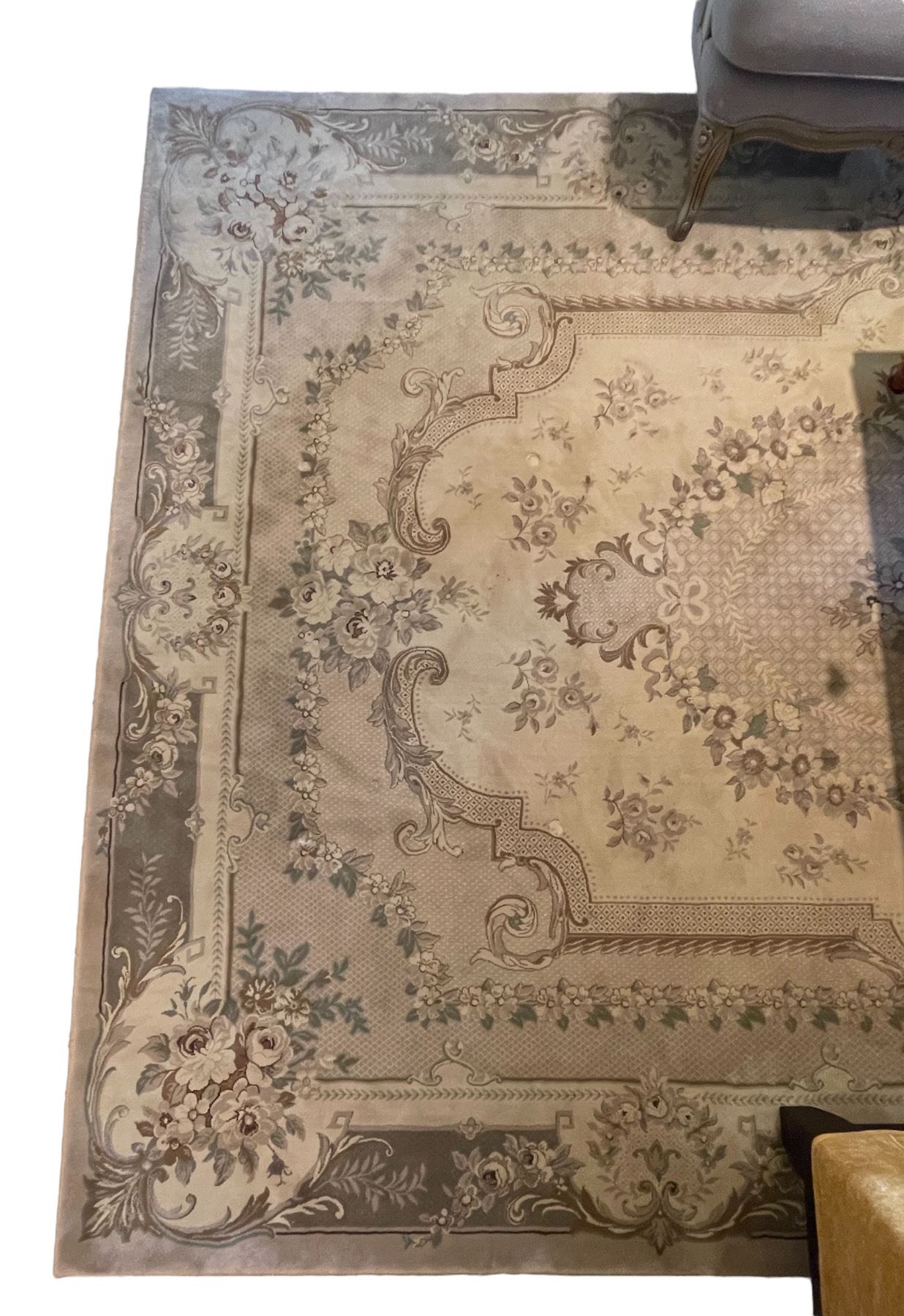 Italian style area rug