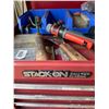 Image 2 : 12 Drawer tool chest w/ misc. hand tools included