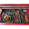 Image 8 : 12 Drawer tool chest w/ misc. hand tools included