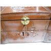 Image 10 : Vintage wooden chinese oriental design jewelry box 17.5" long - nneds latch replaced)