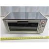 Image 1 : Toastmaster Toaster Oven (Works).