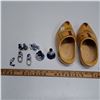 Image 1 : dutch wood shoes and ornaments