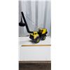 Image 2 : tonka truck , broken winding handle