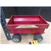 Image 3 : Lot of toy metal tractors and tonka toy wagon