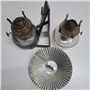 Image 2 : 2 oil lamps