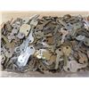 Image 2 : 15lb of vintage keys -some brass