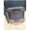 Image 4 : 1940's GM radio + 2 horns