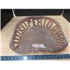 Image 1 : Cast iron tractor seat- Superior