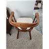 Image 6 : Maple Dining Table & Chairs