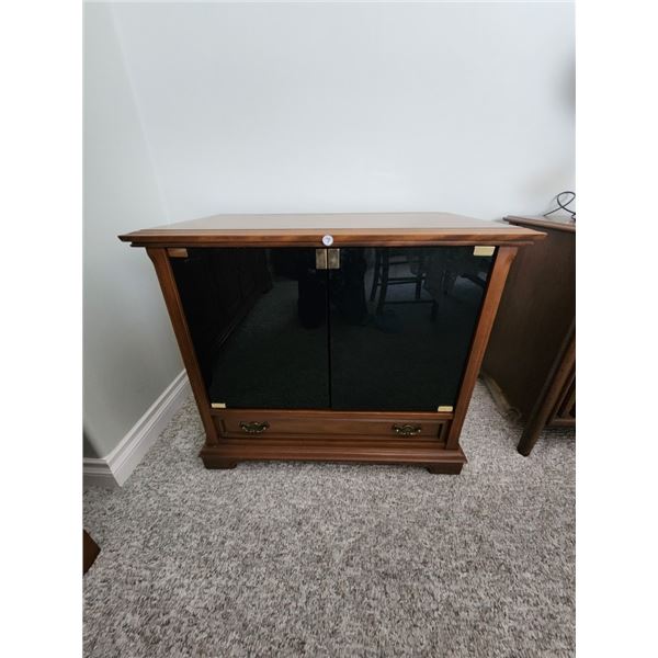 TV Stand wtth Storage