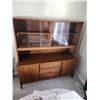 Image 2 : Vintage Hutch Buffet