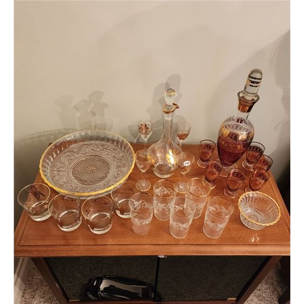 Stunning Wine Decanters with Matching Glasses, Large Bowl & Small Bowl