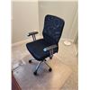 Image 2 : Executive Desk & Office Chair