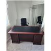 Image 4 : Executive Desk & Office Chair