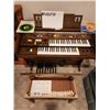 Image 1 : Yamaha Electone Electric Organ - B55, B-75 - Headphones Included