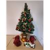 Image 1 : Christmas Tree Lights Up, Gemmy Christmas Cardinal Trio Animated, Red Berry Decor