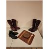 Image 5 : 3 Pairs of Size 10 Boots & RCMP Hat with Holder