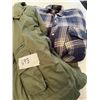 Image 3 : Men's Winter Jacket, 2 Flannel Jackets - XL