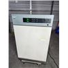 Image 1 : VWR Scientific C02 Incubator Model 2500 +5C to 50C