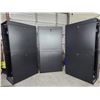 Image 2 : Lot of 3 APC AR3100 NetShelter SX Deep Rack Enclosure