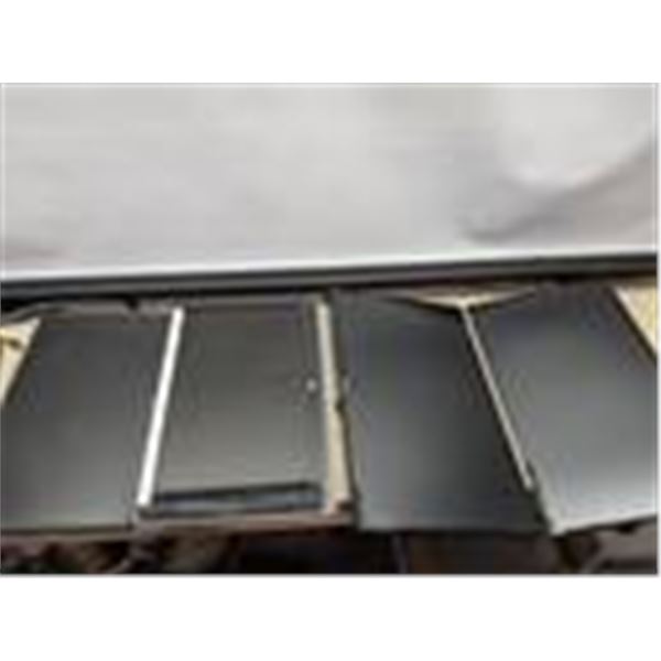 Lot of 4 Monitors Tested and Working - HP Samsung LG