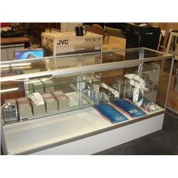 6 X 3 Ft Glass Display Case