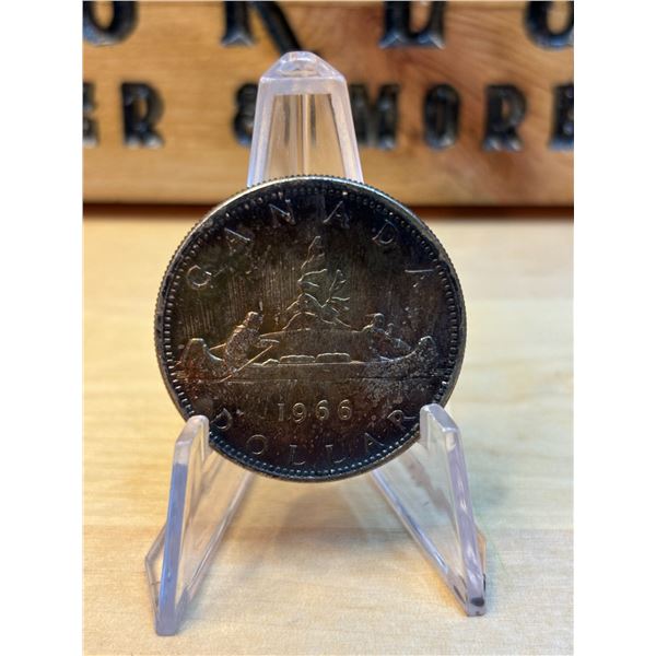 Lot 46-1) 1 Canadian dollar 1966