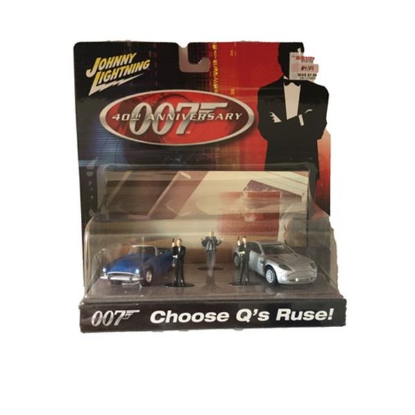 007 40th Anniversary "Choose Q's Ruse!" Collectible Car Set