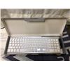 Image 2 : WIRELESS SILVER AND WHITE SLIM KEYBOARD