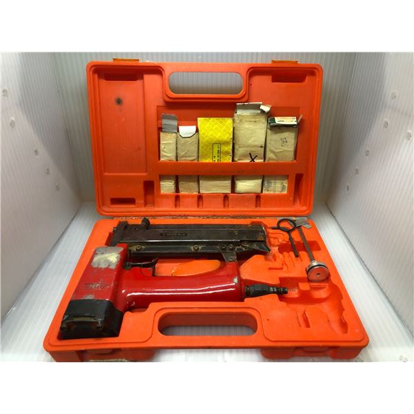 AIRY NAILER WITH CASE