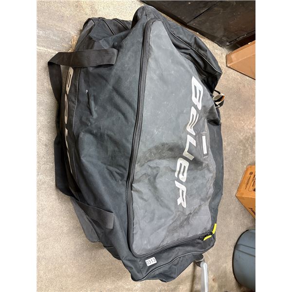 BAUER LARGE HOCKEY EQUIPMENT KIT BAG WITH 2 WHEELS