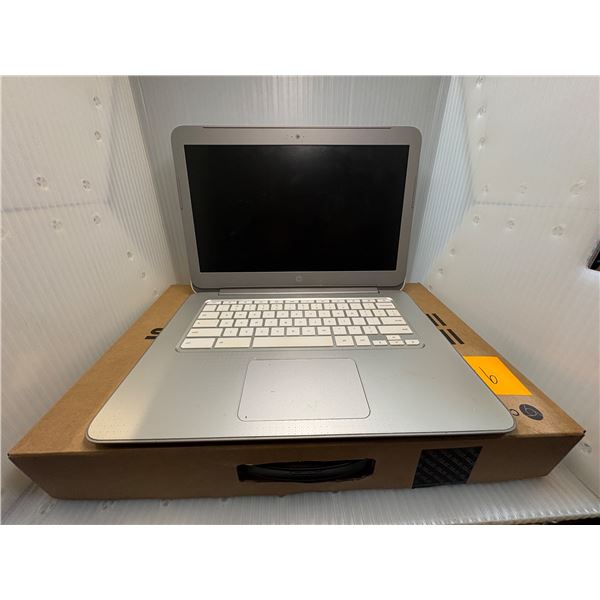 HP Chromebook Laptop without charger with Asus box