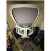 Image 3 : HAWORTH Contemporary counter top office arm chair retail approx $1200