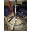 Image 5 : HAWORTH Contemporary counter top office arm chair retail approx $1200