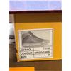 Image 5 : Pair of new Safe Step Anatomic Sneakers - size 39 with box
