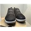 Image 2 : Pair of new Clarks Cloud Steppers black sneakers - size US 8 1/2 with box