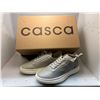 Image 2 : Pair of new Casca Avro light grey men's 3.5 in box