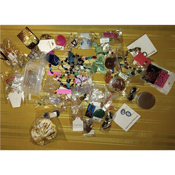 Large Assortment of Fine Jewelry & Costume Jewelry Pieces  Neck Laces, Braceletts,