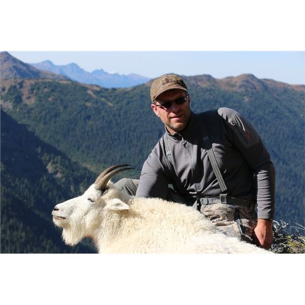 Rifle Mountain Goat Hunt  in Canada - Driftwood Valley Outfitters Ltd