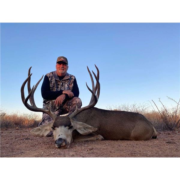 Desert Mule Deer Hunt for 2 - Sonora Desert Hunts