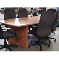 Oak Traditional 8-ft Boardroom Table