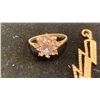 Image 2 : 10K LADIES CLUSTER RING SET WITH CUBIC ZIRCONIA, 10K PENDANT (4.5G TOTAL)