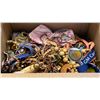 Image 1 : MISC COSTUME JEWELRY