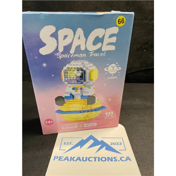 1 Spaceman Travel "Lego-Style" Toy Building Block Set - 433 PCS - New