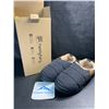 Image 1 : 1 Pair of Men's Quilted Nylon Memory Foam Slippers with Non-Slip Gripped Soles - Size 8 - New in Box
