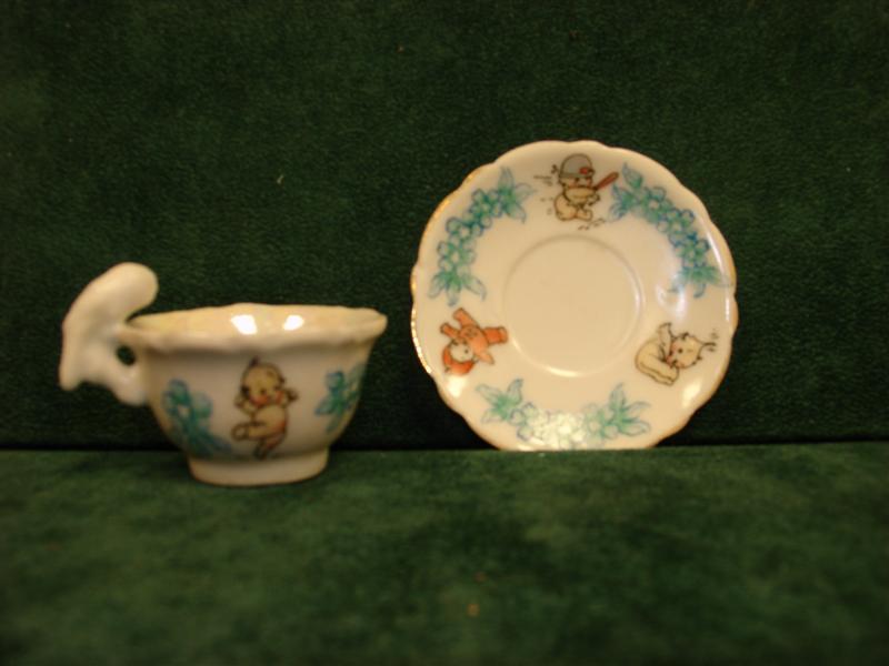 Miniature Tea cup/saucer