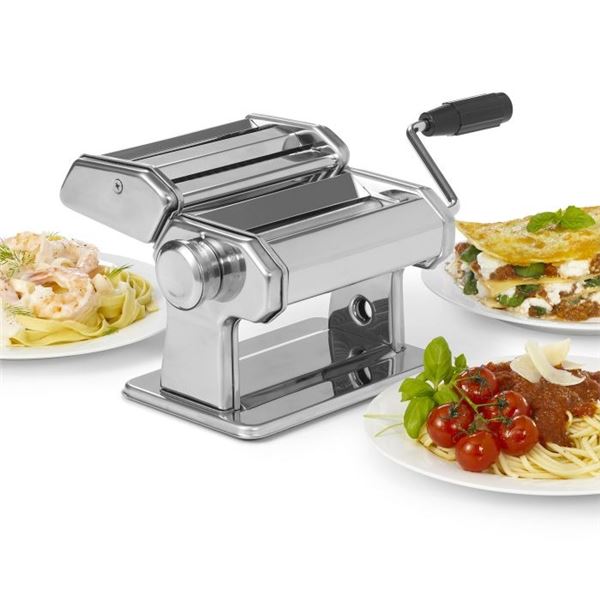 NEW WITH BOX STARFRIT PASTA AND NOODLE MACHINE
