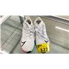 Image 2 : NIKE ZOOM PEGASUS 37. LADIES, 8.5 WHITE NO INSOLES