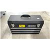 Image 2 : 20" METAL TOOLBOX WITH CONTENTS