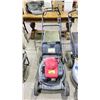 Image 1 : HONDA SELF PROPELLED GAS MOWER WITH REAR BAG
